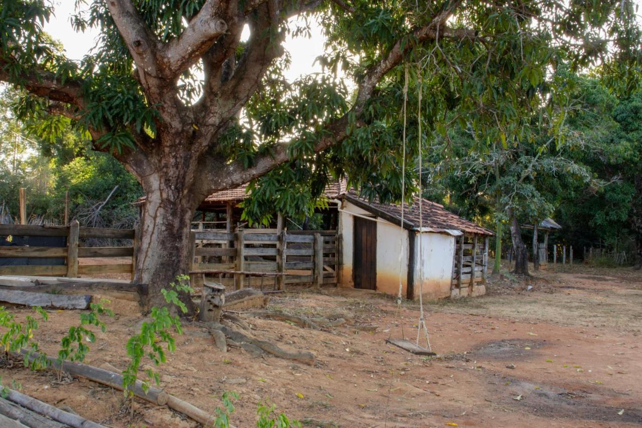 Fazenda Com Piscina E Churrasqueira Br-135 Proximo Curvelo Corinto E Morro Da Garca Exterior photo