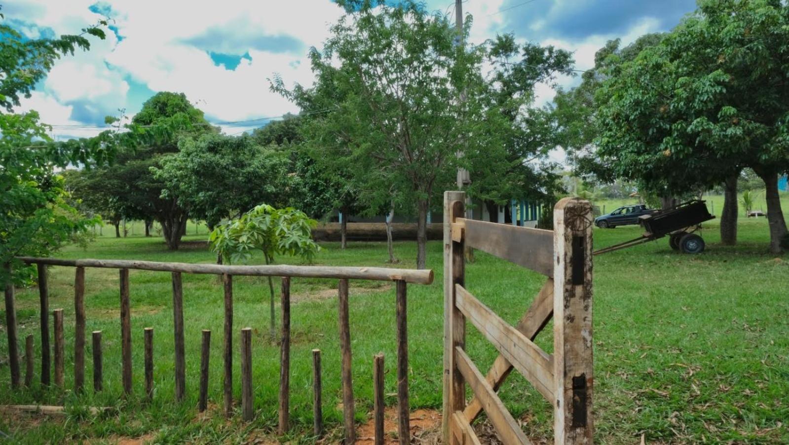 Fazenda Com Piscina E Churrasqueira Br-135 Proximo Curvelo Corinto E Morro Da Garca Exterior photo
